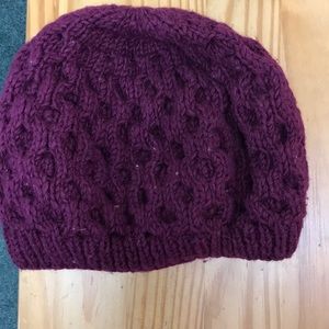 Maroon wool beanie